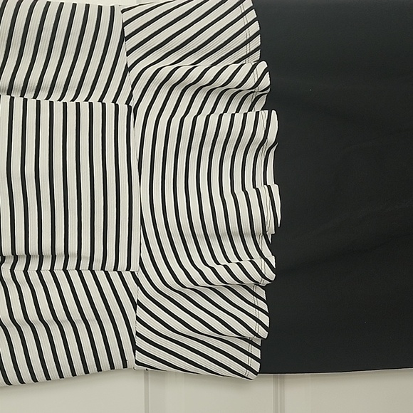 Dress - Picture 2 of 5